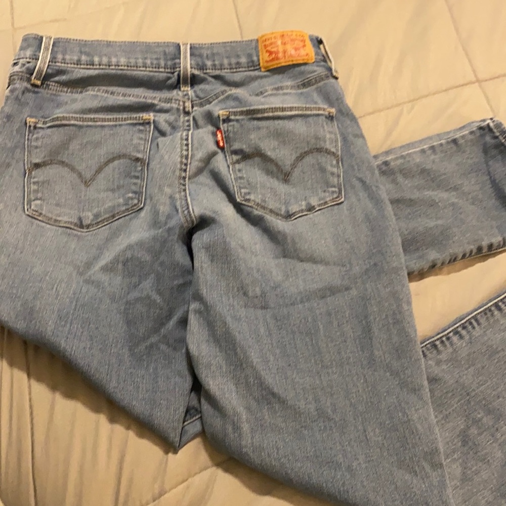 Levi jeans